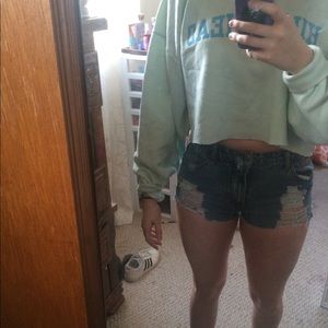 Sweatshirt and shirt bundle